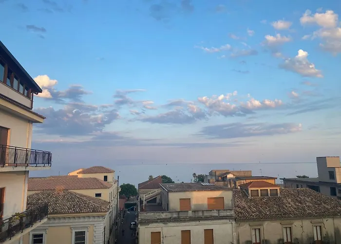 Emerella Guest House Siderno Beach